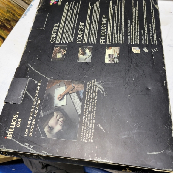 Wacom intuos3 9x12 Graphics Pen Tablet W/ Pen And Mouse - Picture 4 of 12